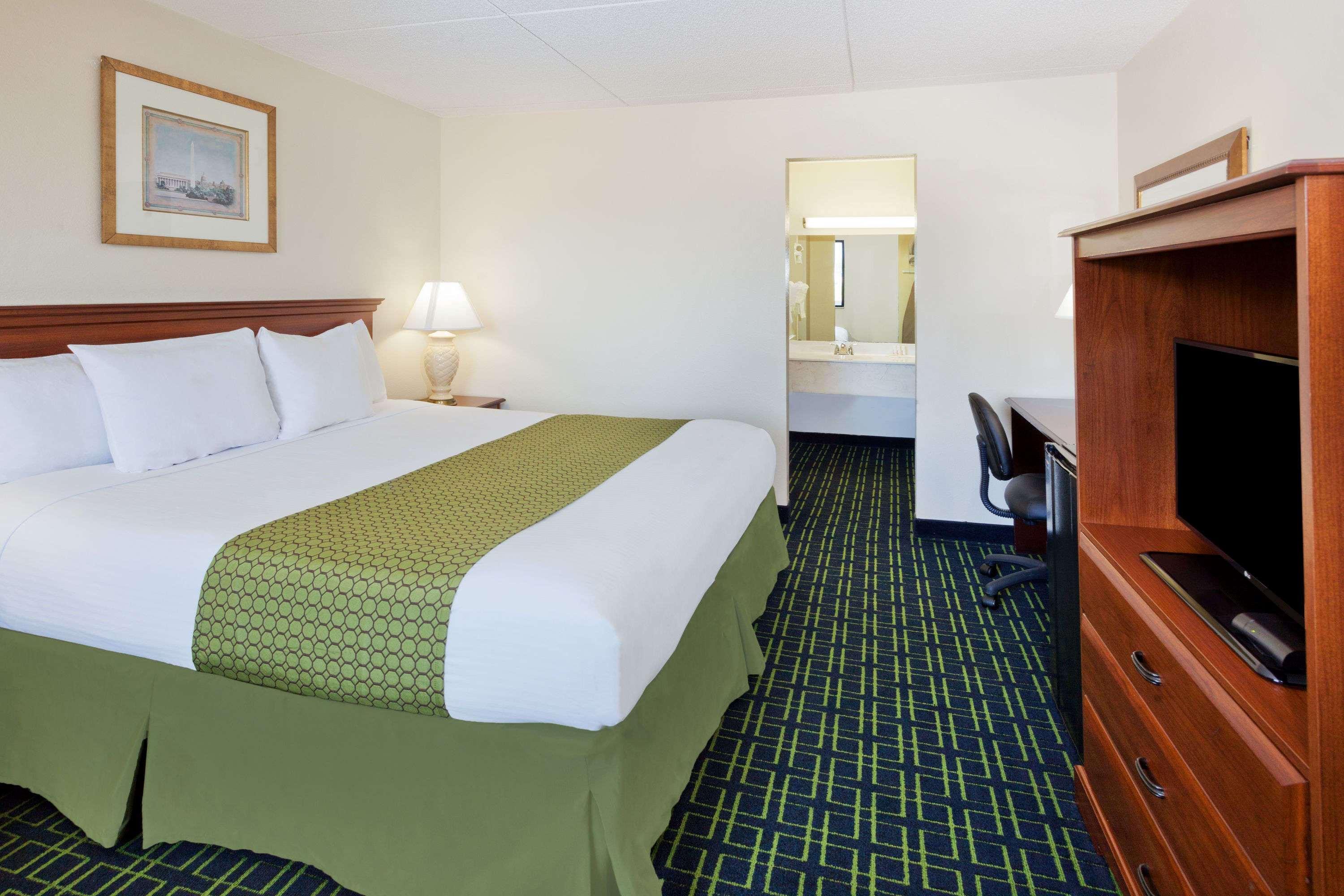 Hotel Bo, A Days Inn By Wyndham Chattanooga Downtown Bagian luar foto
