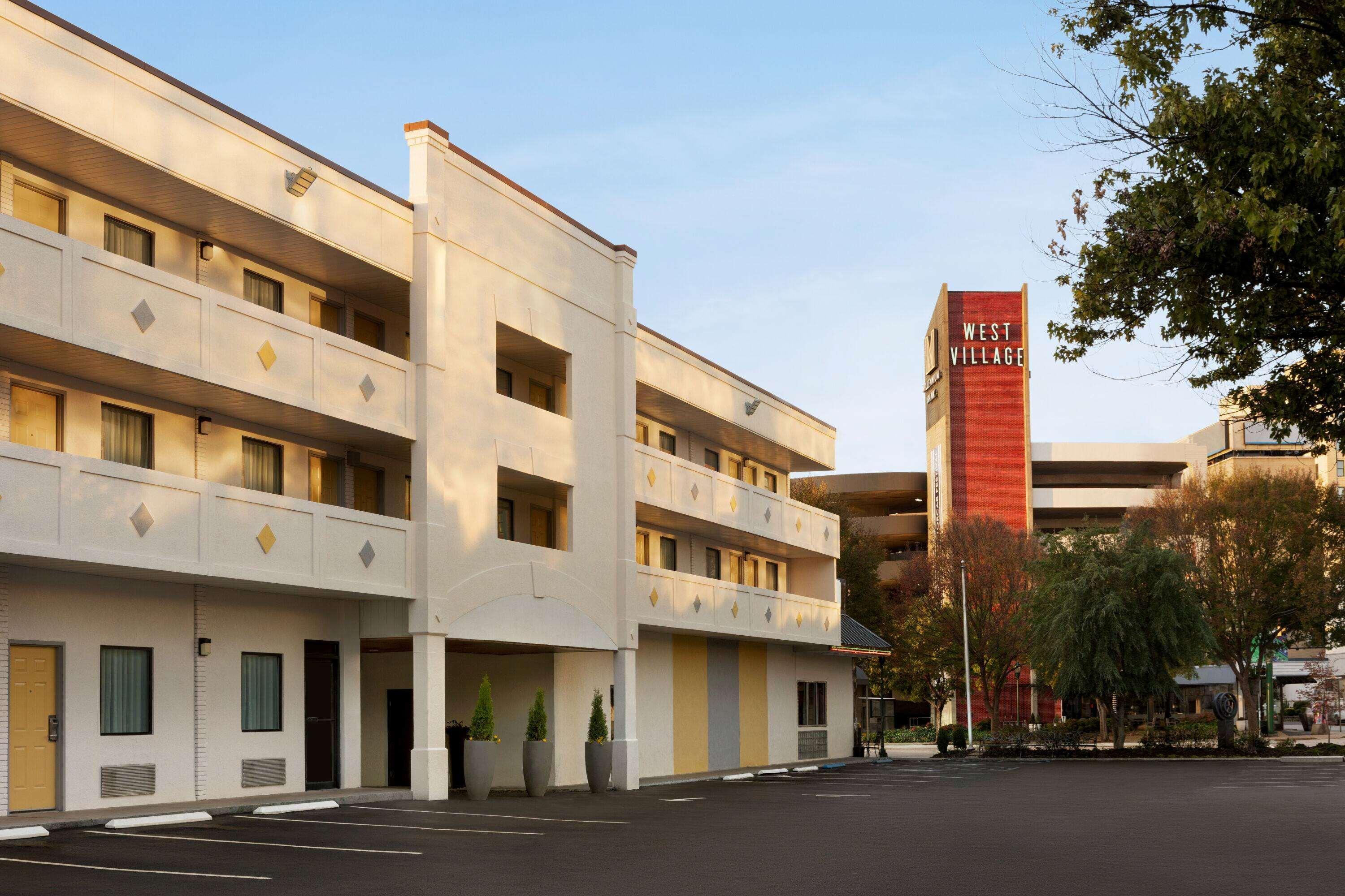 Hotel Bo, A Days Inn By Wyndham Chattanooga Downtown Bagian luar foto