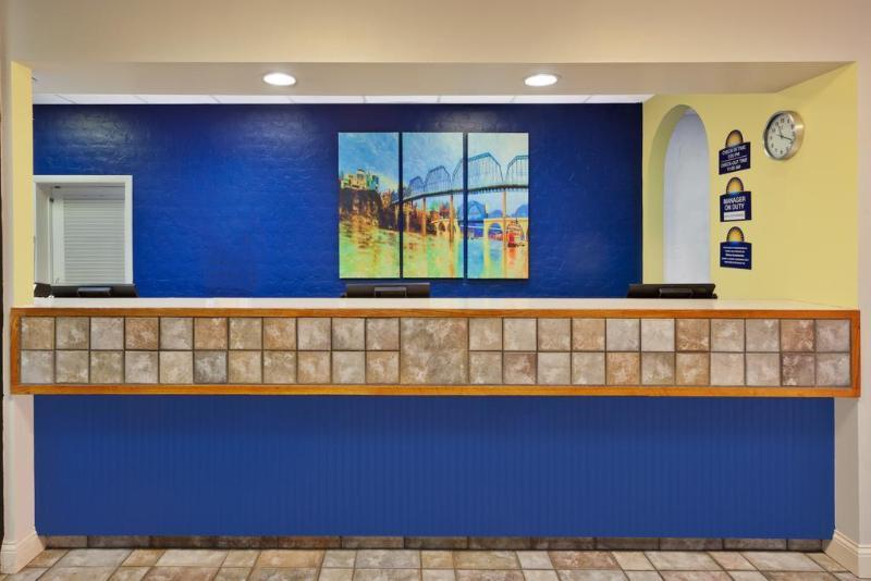 Hotel Bo, A Days Inn By Wyndham Chattanooga Downtown Bagian luar foto
